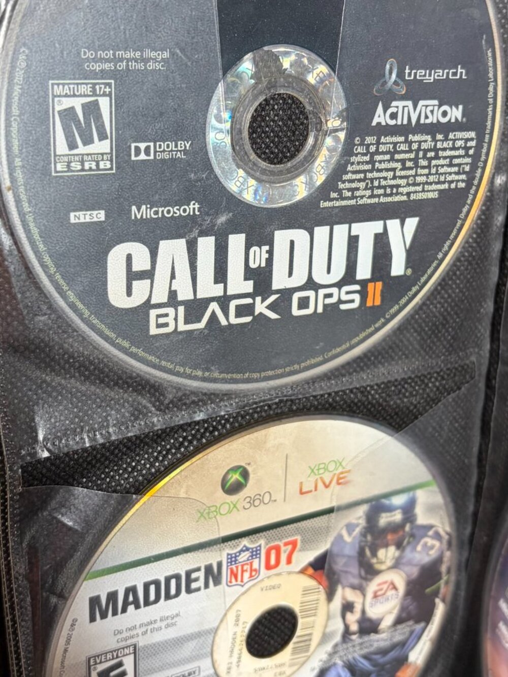 Lot of 18 Xbox 360 games 2 Xbox Games bundle Disc Only - Comes w/ Carrying Case - Picture 9 of 10